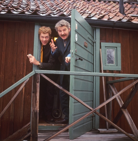 Tage Danielsson och Hans Alfredson i skrivarstugan i Vitabergsparken i Stockholm.