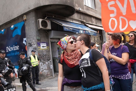Det var en glädjens dag i Sarajevo den 8 september när Bosnien-Hercegovinas första Pride lockade minst 1 500 deltagare.