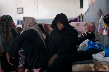 Fatima Fofana, 18, kommer från Guinea och var på väg mot Italien, när den överlastade gummibåten började ta in vatten. Hon säger att de försökte ringa efter hjälp från Italien, men fick till svar att det var Libyens ansvar. Alla greps och fördes tillbaka till Libyen, där de nu är inlåsta i Tajoura.