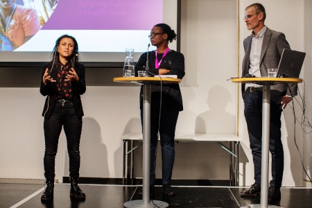 Bayan Naish, Fatimata Ouedraogo och Peter Toftgård vid Erikshjälpens seminarium på fredagen under MR-dagarna i Linköping.