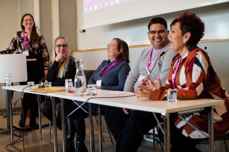 Mirelle Gyllenbäck, Maria Bogeblad, Karin Junehag Källman, Abedin Denaj och Jeanette Olsson vid seminariet. 