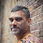 Kumi Naidoo avgår.