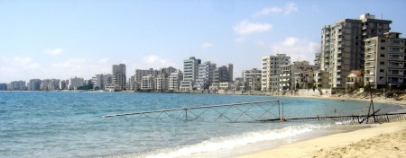  Varosha i Famagusta ligger öde.