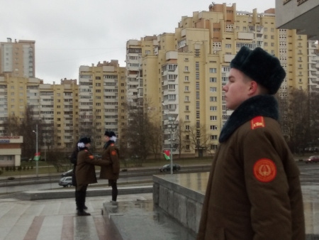 I Minsk finns Museet över det Stora Fosterländska Kriget, som beskriver Röda Arméns seger för 75 år sedan. Men alla belarusier är inte överens om hur denna minnesdag ska firas.