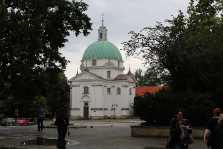 Den katolska kyrkan är mäktig i Polen. När präster och biskopar uttalar sig homofobiskt har det en stor inverkan på troende människor.