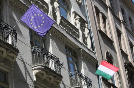 Ungern gick med i EU 2004. Sedan 2010 har landet hamnat på kollisionskurs med EU flera gånger.