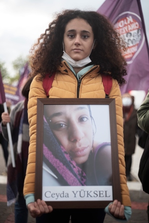 CEYDA YÜKSEL. ”Hon älskade djur”, berättar Melissa om sin kusin (bilden). Hon blev dödad av en man när hon skulle överlämna en hundvalp som mannen skulle adoptera.