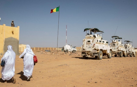 FN har över 12 000 soldater i Mali. Här en patrull i Kidal i februari 2021.