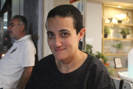 Lina Attalah redaktör för Mada Masr, en av de sista oberoende nyhetsmedierna i Egypten. Deras hemsida är dock blockerad i Egypten.
