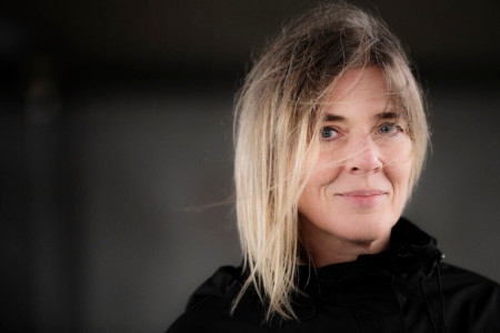 Ann-Marie Ljungberg är författare. Hon har tidigare bland annat skrivit romanen ”Maja och döden” (2014), "I fallinjen: en essä om prekärfeminsim" (2015), och tillsammans med andra "Den tredje vänstern: för en global frihetlig socialism" (2017) och "Paracastextilierna i Göteborg"(2019). 