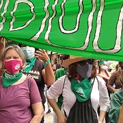 I Venezuela krävde demonstranter från Ruta Verde att abortlagen förändras. Ruta Verde bildades i augusti för att försvara kvinnors sexuella och reproduktiva rättigheter, kräva tillgång till preventivmedel och sexualundervisning i skolorna.