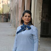 År 2020 tilldelades Intisar Al-Amyal svenska regeringens Per Anger-pris för sina insatser för demokrati och mänskliga rättigheter. År 2020 tilldelades Intisar Al-Amyal svenska regeringens Per Anger-pris för sina insatser för demokrati och mänskliga rättigheter.