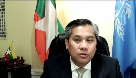 Kyaw Moe Tun är Myanmars FN-ambassadör, utsedd av Aung San Suu Kyis regering.