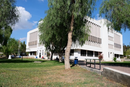  Eastern Meditteranean University är ett av de största universiteten på norra Cypern.