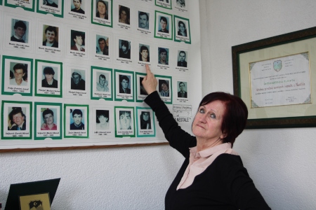 Ferida Nisic, grundare till Föreningen för Försvunna Personer i Hadžići, berättar om några av de 250 personerna som ”försvann” från orten under kriget.