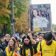 Ukrainska Amnesty International deltar i Pridefirandet 19 september 2021.