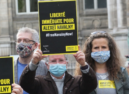 Protest i Frankrikes huvudstad  Paris 7 maj för frihet åt Aleksej Navalnyj.