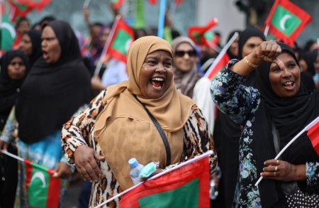 Enligt arrangörerna deltog 25 000 personer den 1 maj i en demonstration i Maldivernas huvudstad Male med krav på att den tidigare presidenten Mohamed Nasheed friges.