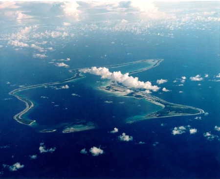 Huvudön Diego Garcia där en militärbas är i bruk sedan befolkningen förflyttats.