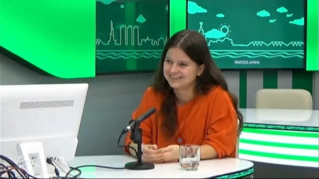 Julia Tsvetkova i Radio 2. Nu är hon frikänd.