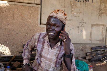 Johnson Khol, född i Sydsudan, blev en av Sudans nära 80 000 sydsudanesiska flyktingar när landet splittrades i två 2011.