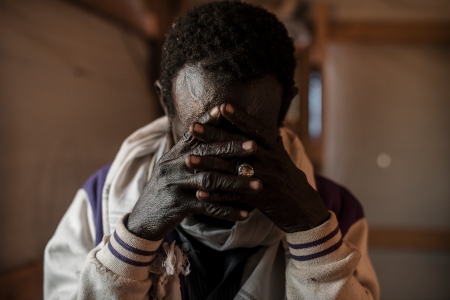 Mustafa Ramadan förlorade sin fru och fem barn när de flydde undan RSF på väg mot Tchad.